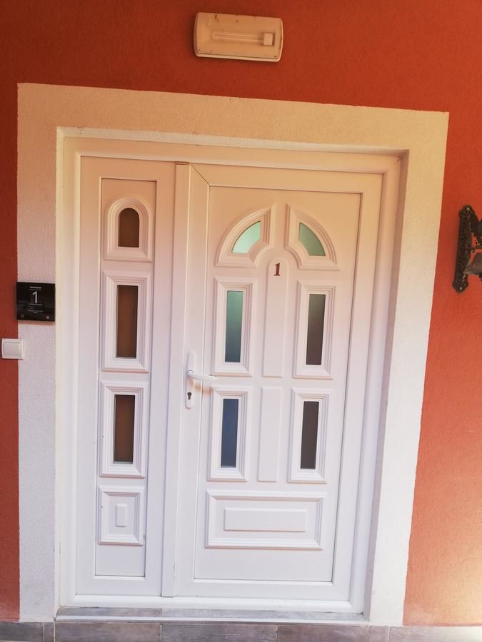 Апартаменты Apartments Alessandra Свети-Стефан-42